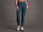 Pulse™ Mid Zip Tight